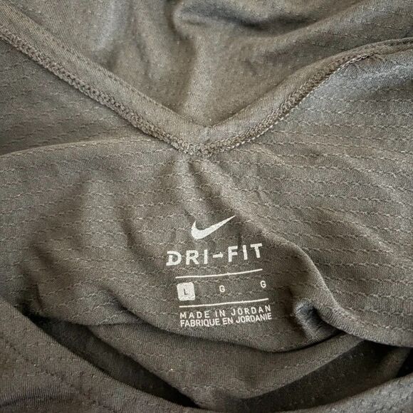 Nike T-Shirt Women's Large Black Textured Dri-Fit Double V Short Sleeve Active - Picture 6 of 9